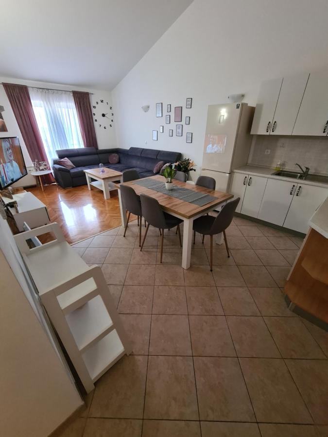 Apartmani Katarina Makarska Bagian luar foto