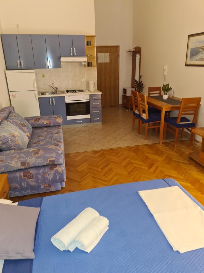 Apartmani Katarina Makarska Bagian luar foto