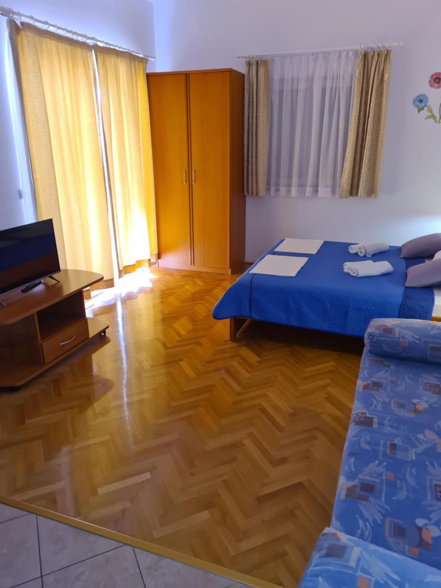 Apartmani Katarina Makarska Bagian luar foto